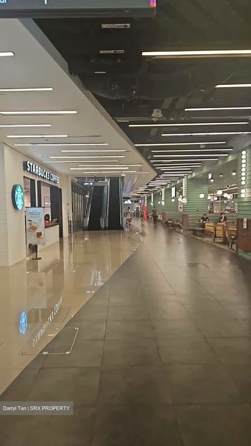 Specialists Shopping Centre (D9), Retail #567710381